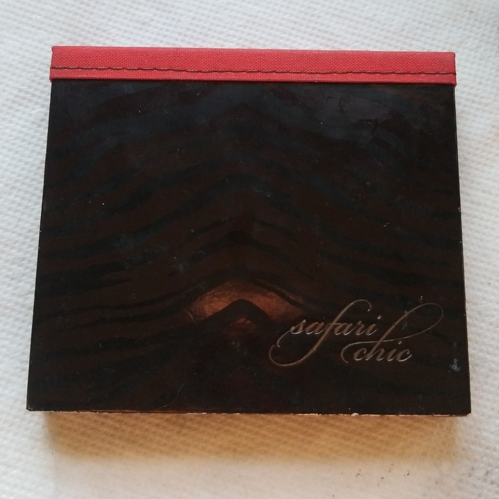 Laura Mercier limited edition safari palette